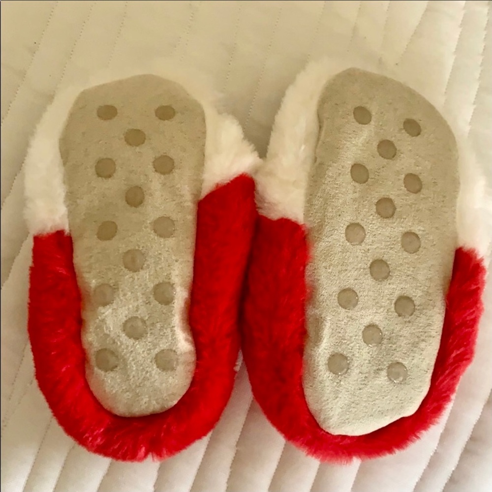 NWT Super Cute Santa 🎅 Slippers - Picture 2 of 3